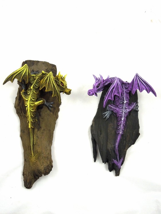 Europäische Drachen hängend